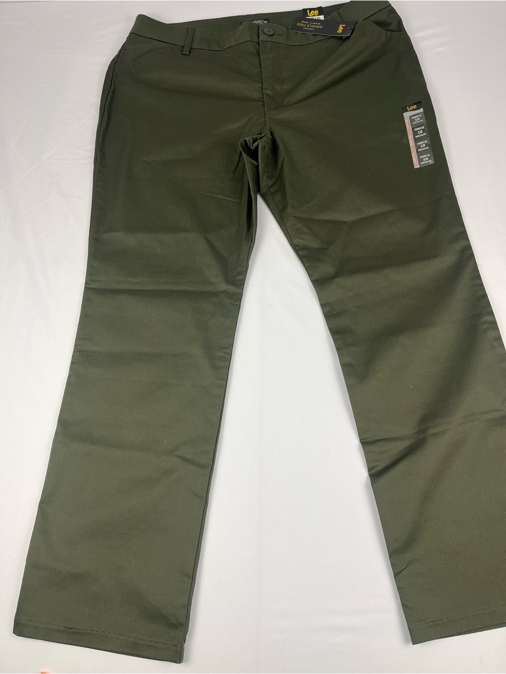 Lee Women’s Relaxed Fit Straight Leg Pants Olive Green Size 18 Medium NWT